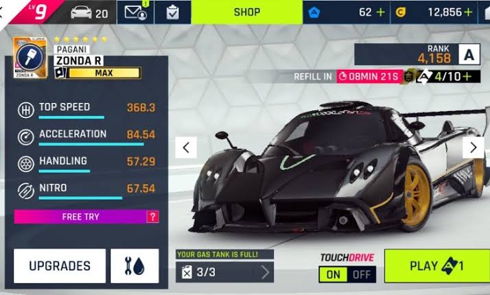 Asphalt 9 screenshot featuring a race in motion